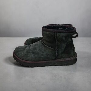 UGG Mini II Boot Women's Size US 7 Green Suede Boots EU 38 1016222 Fur Sherpa
